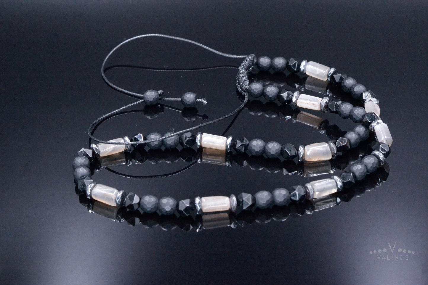 Men's Sunstone Necklace - Black Onyx Agate Hematite Beads Necklace - Short Adjustable Stone Necklace - Gift for Men - Father's Day Gift- Shamballa Necklace - Birthstone Necklace - Gemstone Necklace Men - Chakra Necklace - Macrame Necklace  - Healing Necklace - Valinde
