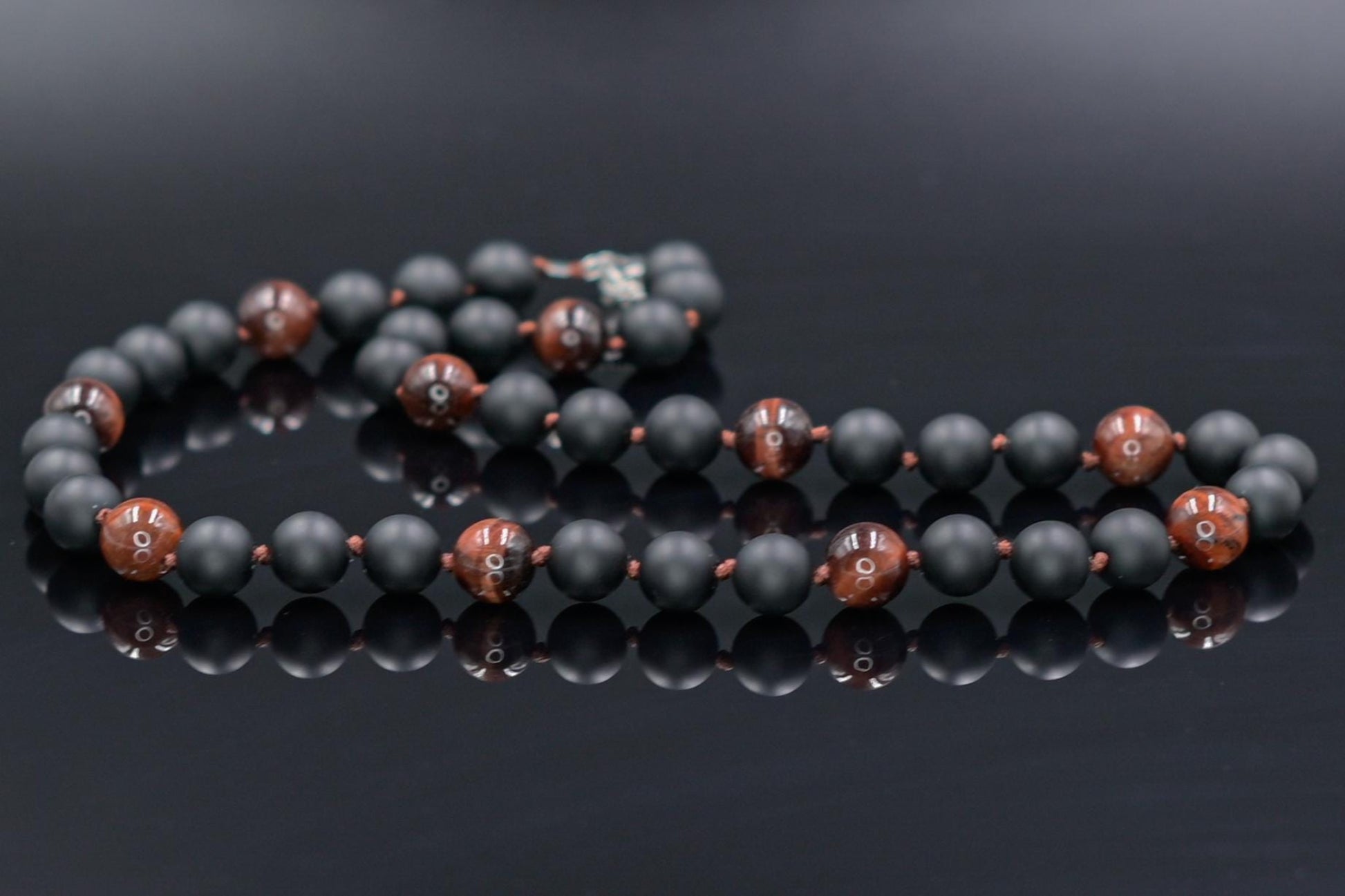 Red Tiger's Eye Gemstone Necklace Men's Black Onyx Necklace Stone Beads Necklace Crystal Necklace Gift for Men Short Beaded Necklace Kette - Shamballa Necklace - Birthstone Necklace - Gemstone Necklace Men - Chakra Necklace - Yoga Necklace - Mantra Necklace -Macrame Necklace  - Healing Necklace - Gift for Father - Gift For Men - Valinde

