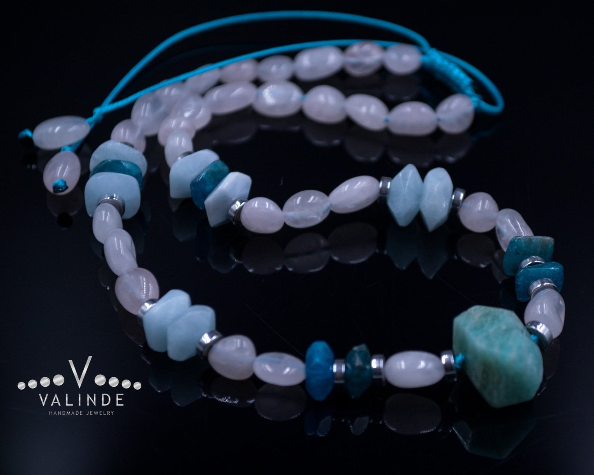 Women's Aquamarine Necklace Short Crystal Necklace Rose Quartz Necklace Gift for Woman Apatite Beaded Necklace Gift for Women Women's Gift  - Shamballa Necklace - Birthstone Necklace - Gemstone Necklace Women - Chakra Necklace - Macrame Necklace  - Healing Necklace - Valinde
