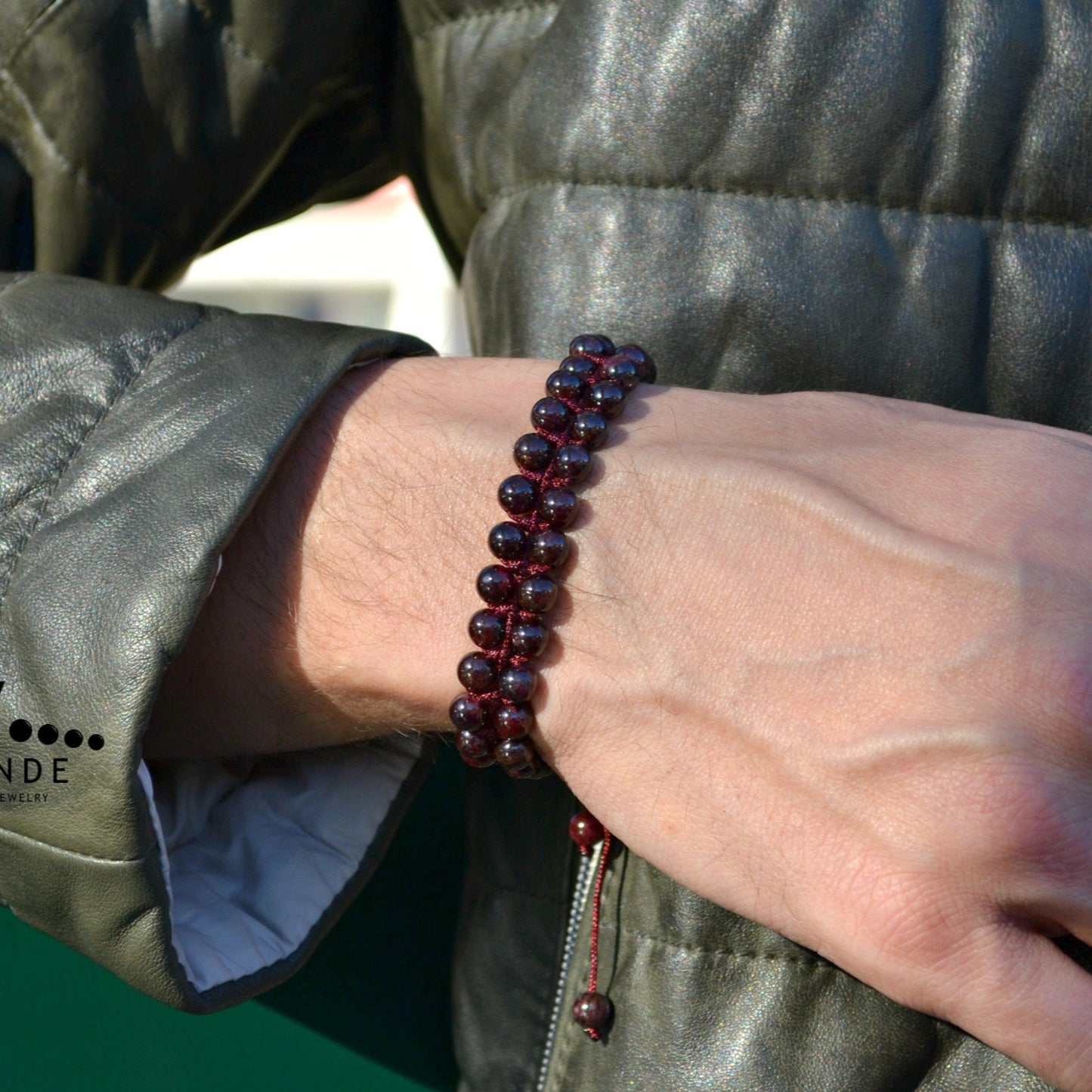 Granat Doppelarmband Herren Stein Armband Edelstein Perlen Armband zweireihig Armband Geschenk für Mann Verstellbares Makramee Armband  - Shamballa Bracelet - Birthstone Bracelet - Gemstone Bracelet Men - Chakra Bracelet - Macrame Bracelet - Healing Bracelet - Valinde
