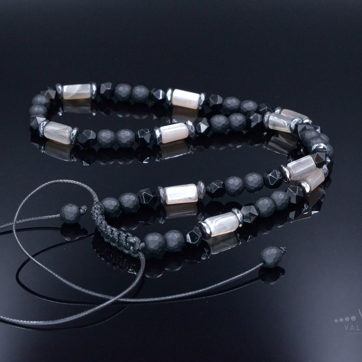 Men's Sunstone Necklace - Black Onyx Agate Hematite Beads Necklace - Short Adjustable Stone Necklace - Gift for Men - Father's Day Gift