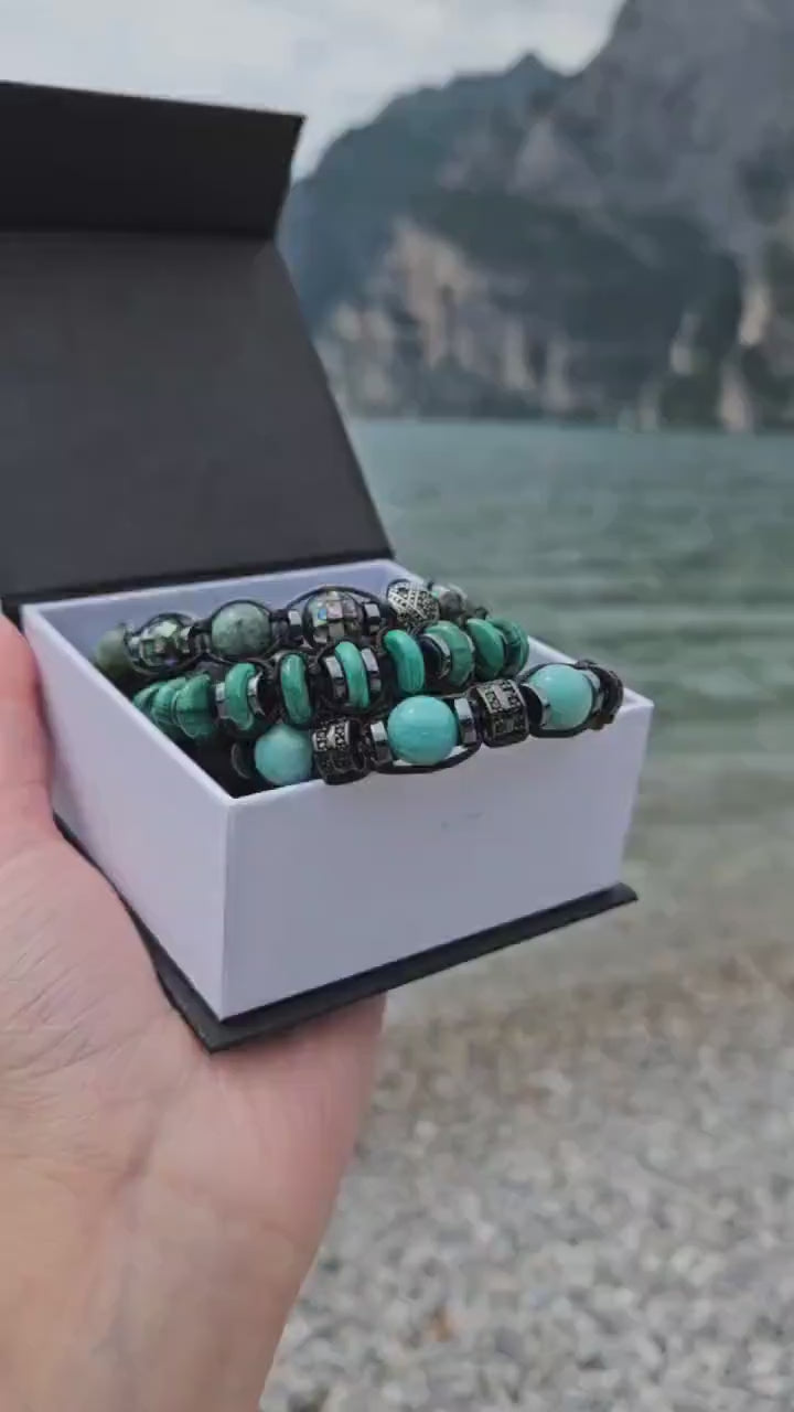 Emerald Bracelet Men, Men's Abalone Shell Emerald Braided Bracelet, Luxury Bracelet, Gift for Men, Gemstone Adjustable Bracelet, Men's Gift - Shamballa Bracelet - Birthstone Bracelet - Gemstone Bracelet Men - Chakra Bracelet - Macrame Bracelet - Healing Bracelet - Valinde - Shamballa Bracelet - Birthstone Bracelet - Gemstone Bracelet Men - Chakra Bracelet - Macrame Bracelet - Healing Bracelet - Valinde
